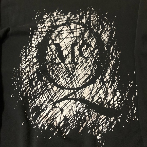 Black Graphic Men's Shirt - Picture 2 of 6